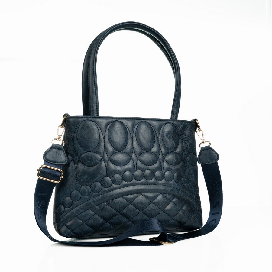 شنطة حريمي جلد إيطالي مستورد لون كحلي تُحمل هاند أو كروس بمقاس 25×30 سم